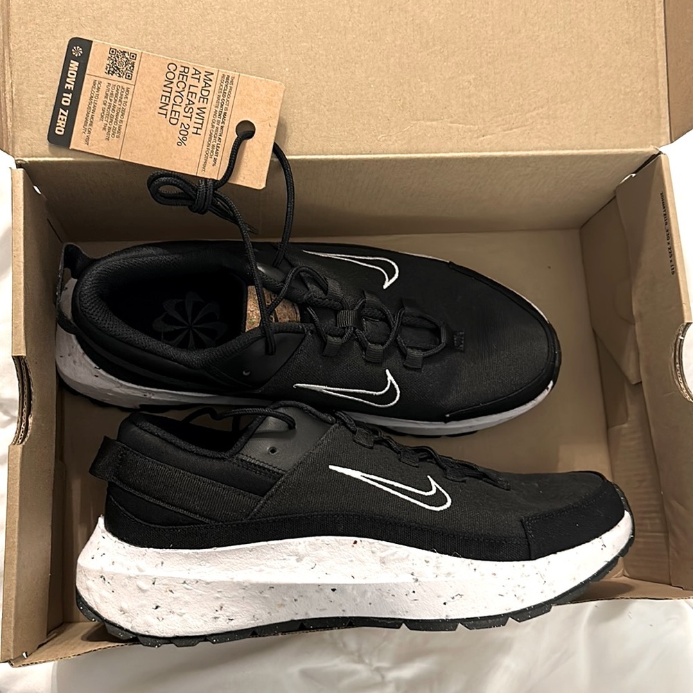 Women’s Nike Crater Remixa running shoes. Never worn. NWT.